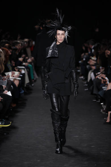 <strong>ANN DEMEULEMEESTER｜アン ドゥムルメステール</strong>　2012-13年秋冬コレクション速報