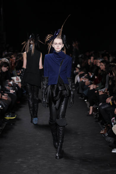 <strong>ANN DEMEULEMEESTER｜アン ドゥムルメステール</strong>　2012-13年秋冬コレクション速報