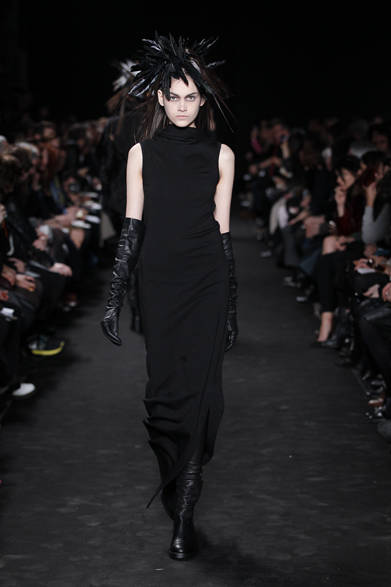 <strong>ANN DEMEULEMEESTER｜アン ドゥムルメステール</strong>　2012-13年秋冬コレクション速報