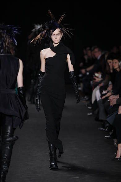 <strong>ANN DEMEULEMEESTER｜アン ドゥムルメステール</strong>　2012-13年秋冬コレクション速報