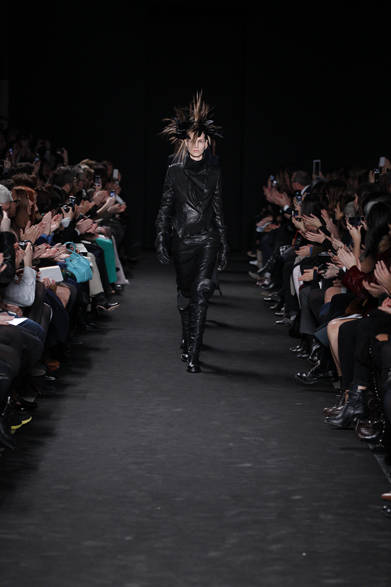 <strong>ANN DEMEULEMEESTER｜アン ドゥムルメステール</strong>　2012-13年秋冬コレクション速報