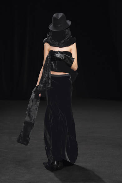 <strong>A.F.VANDEVORST｜A.F.ヴァンデヴォースト</strong>　2012-13年秋冬コレクション速報