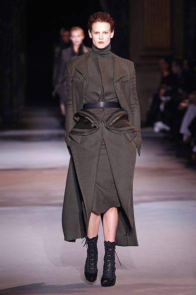 <strong>HAIDER ACKERMANN,｜ハイダー アッカーマン</strong>　2012-13年秋冬コレクション速報