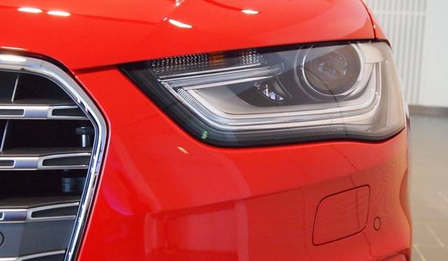 <strong>Audi S4｜アウディ S4</strong>