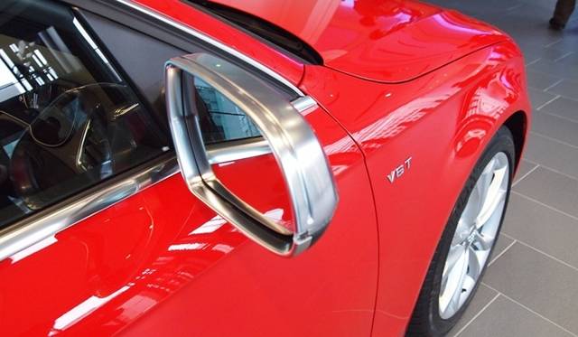 <strong>Audi S4｜アウディ S4</strong>