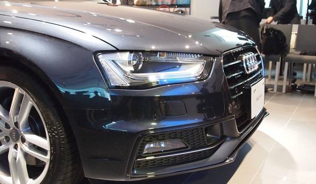 <strong>Audi A4 2.0TFSI quattro｜アウディ A4 2.0TFSIクワトロ</strong>