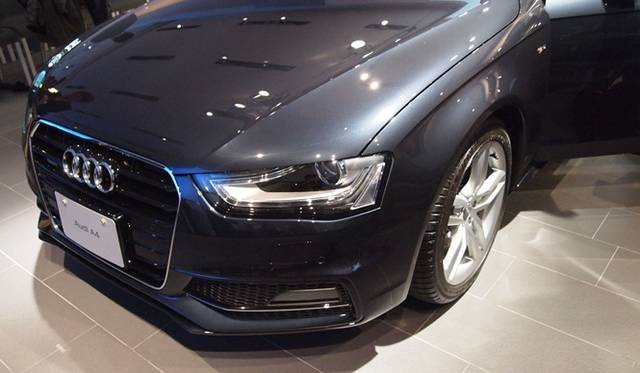 <strong>Audi A4 2.0TFSI quattro｜アウディ A4 2.0TFSIクワトロ</strong>