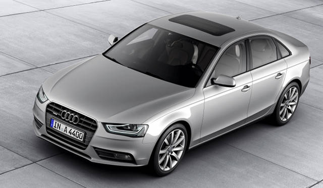 <strong>Audi A4｜アウディ A4</strong>（本国仕様）