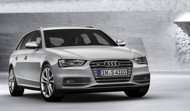 <strong>Audi S4 Avant｜アウディ S4アバント</strong>（本国仕様）