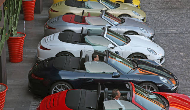 <strong>Porsche 911 cabriolet｜ポルシェ 911 カブリオレ</strong>