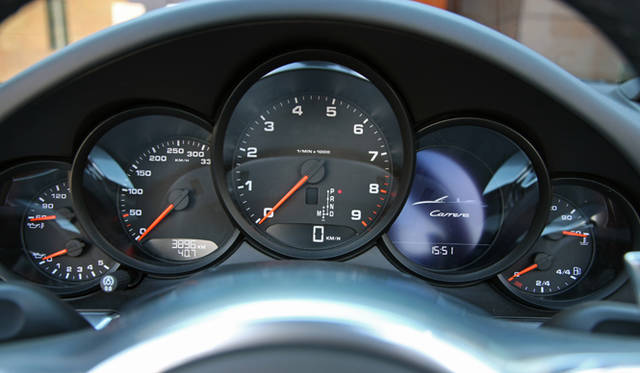 <strong>Porsche 911 cabriolet｜ポルシェ 911 カブリオレ</strong>