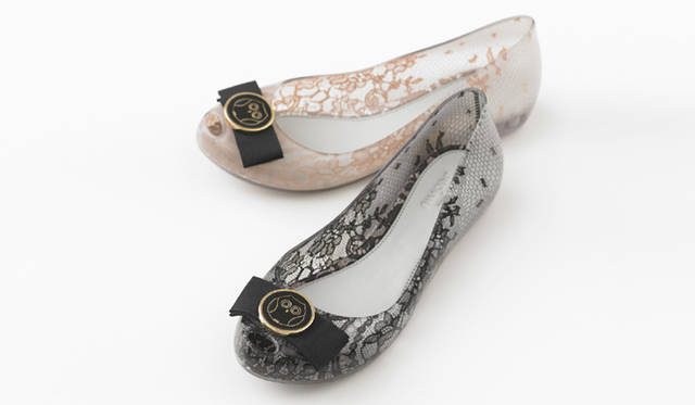 <strong> ESTNATION｜エストネーション</strong>　“メリッサ×ジェイソンウー” ディスプレイ＆即売イベント　MELISSA ULTRAGIRL ＋ JASON WU II SP AD 各1万4490円