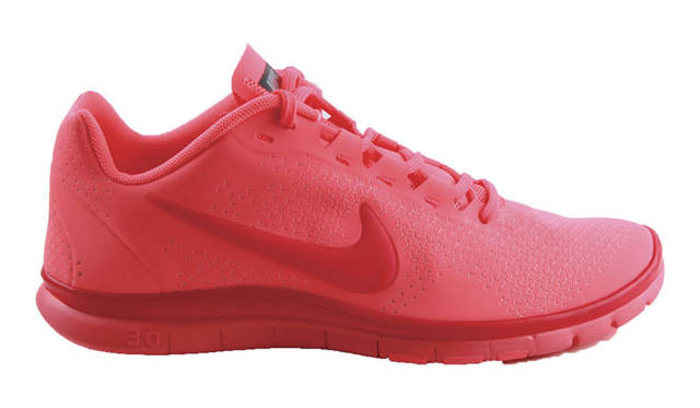 <strong>NIKE｜ナイキ</strong>　NIKE FREE ADVANTAGE(womens) １万500円