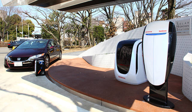 <strong>ソーラー水素ステーション</strong>｜実際の環境下での実用性を検証していく