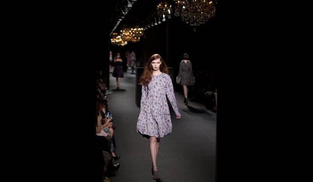 <strong>NINA RICCI｜ニナ・リッチ</strong>　2012年秋冬コレクション