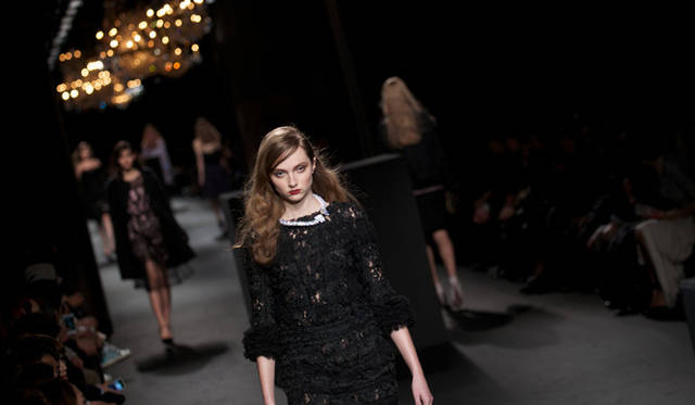 <strong>NINA RICCI｜ニナ・リッチ</strong>　2012年秋冬コレクション