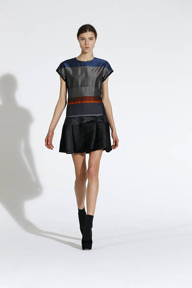 <strong>Vicotira, Victoria Beckham｜ヴィクトリア ヴィクトリア・ベッカム</strong>　2012-13年秋冬コレクション速報　