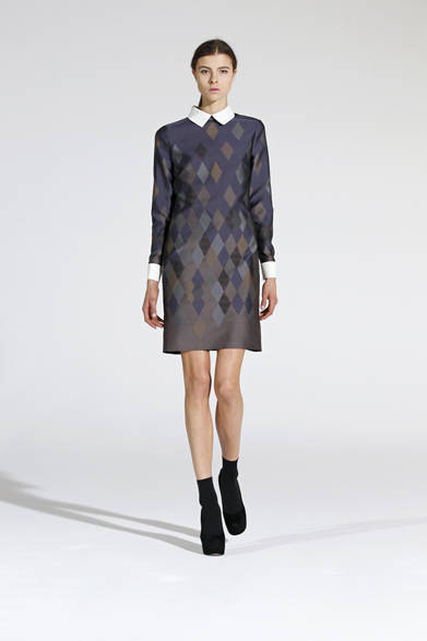 <strong>Vicotira, Victoria Beckham｜ヴィクトリア ヴィクトリア・ベッカム</strong>　2012-13年秋冬コレクション速報　