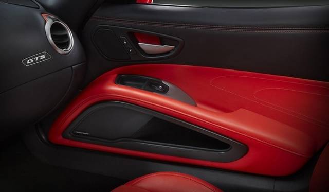 <strong>SRT Viper｜SRTバイパー</strong>