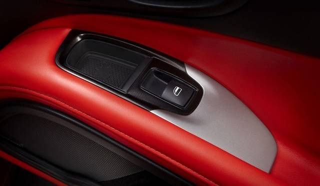 <strong>SRT Viper｜SRTバイパー</strong>