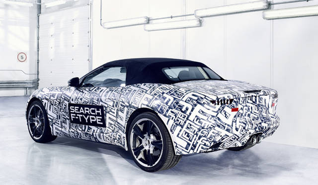 <strong>Jaguar F-Type｜ジャガー Fタイプ</strong>