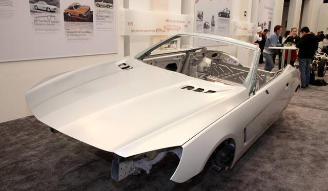 <strong>Mercedes-Benz SL-Class｜メルセデス・ベンツ SLクラス</strong>