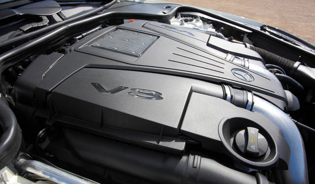 <strong>Mercedes-Benz SL-Class｜メルセデス・ベンツ SLクラス</strong>