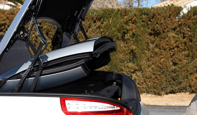 <strong>Mercedes-Benz SL-Class｜メルセデス・ベンツ SLクラス</strong>