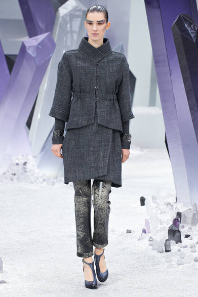 <strong>CHANEL｜シャネル</strong>　2012-13年秋冬コレクション速報　©CHANEL