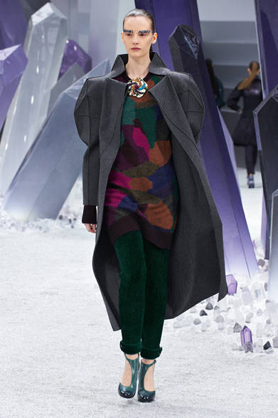 <strong>CHANEL｜シャネル</strong>　2012-13年秋冬コレクション速報　©CHANEL