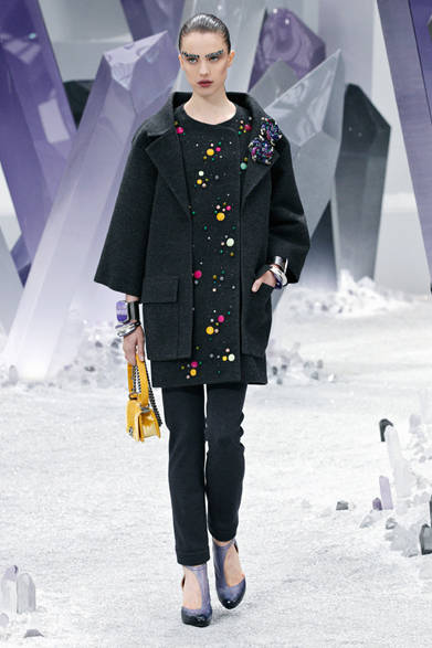 <strong>CHANEL｜シャネル</strong>　2012-13年秋冬コレクション速報　©CHANEL