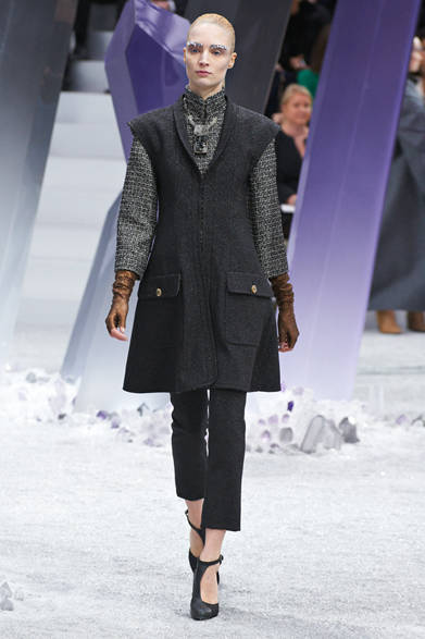 <strong>CHANEL｜シャネル</strong>　2012-13年秋冬コレクション速報　©CHANEL