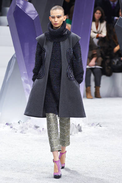 <strong>CHANEL｜シャネル</strong>　2012-13年秋冬コレクション速報　©CHANEL