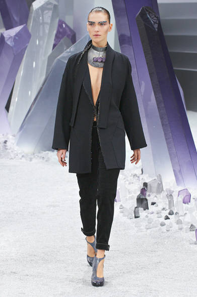 <strong>CHANEL｜シャネル</strong>　2012-13年秋冬コレクション速報　©CHANEL