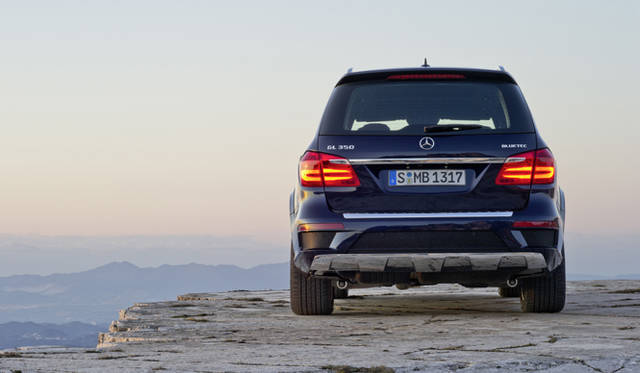 <strong>Mercedes-Benz GL 350 BlueTEC 4MATIC｜メルセデス・ベンツ GL 350 ブルーテック 4MATIC</strong>