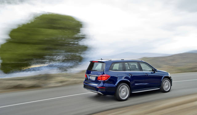 <strong>Mercedes-Benz GL 350 BlueTEC 4MATIC｜メルセデス・ベンツ GL 350 ブルーテック 4MATIC</strong>