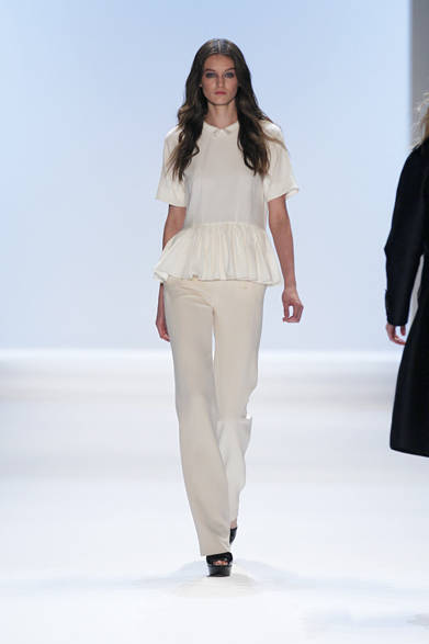 <strong>JILLSTUART｜ジルスチュアート</strong>　2012-13年秋冬コレクション速報