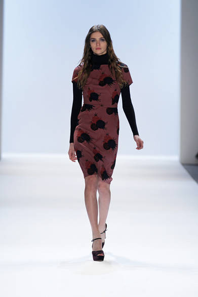 <strong>JILLSTUART｜ジルスチュアート</strong>　2012-13年秋冬コレクション速報