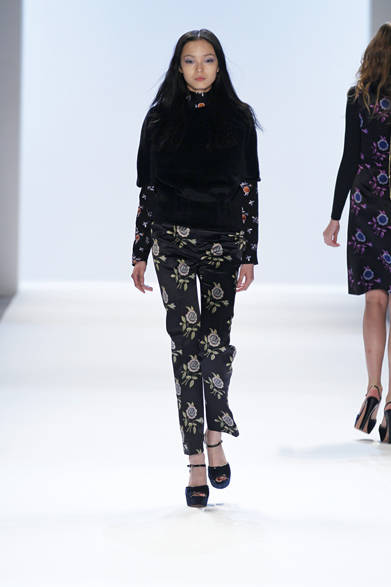 <strong>JILLSTUART｜ジルスチュアート</strong>　2012-13年秋冬コレクション速報