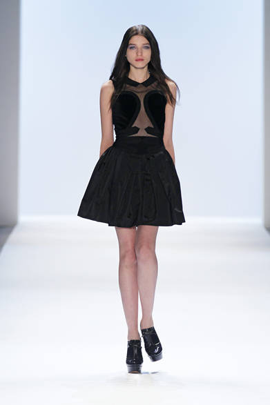 <strong>JILLSTUART｜ジルスチュアート</strong>　2012-13年秋冬コレクション速報