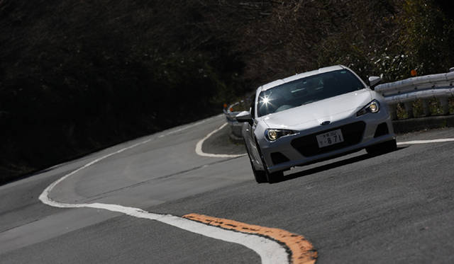<strong>SUBARU BRZ｜スバル BRZ</strong>