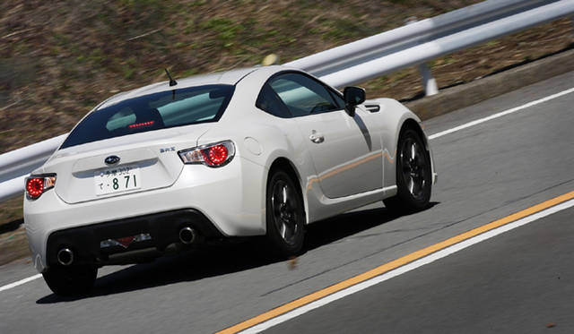 <strong>SUBARU BRZ｜スバル BRZ</strong>