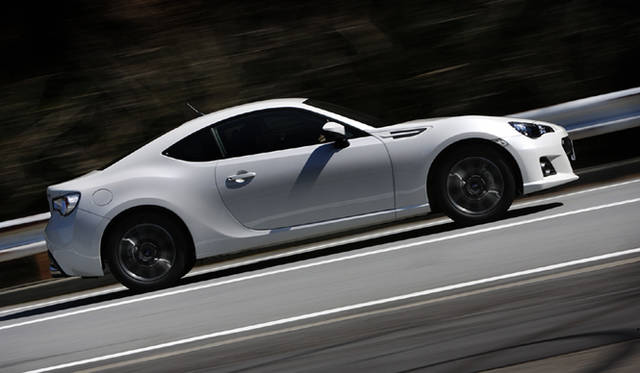 <strong>SUBARU BRZ｜スバル BRZ</strong>