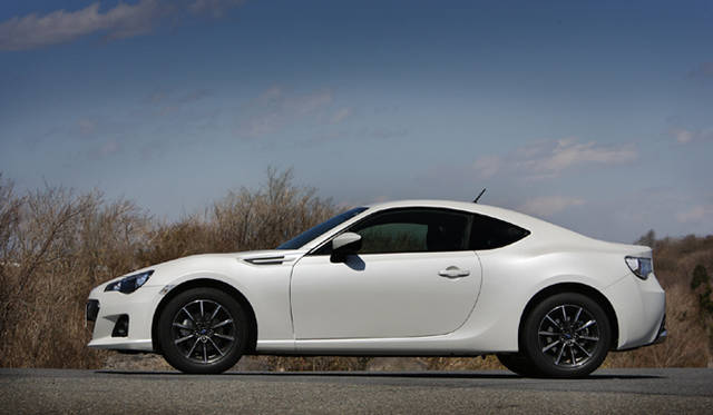 <strong>SUBARU BRZ｜スバル BRZ</strong>