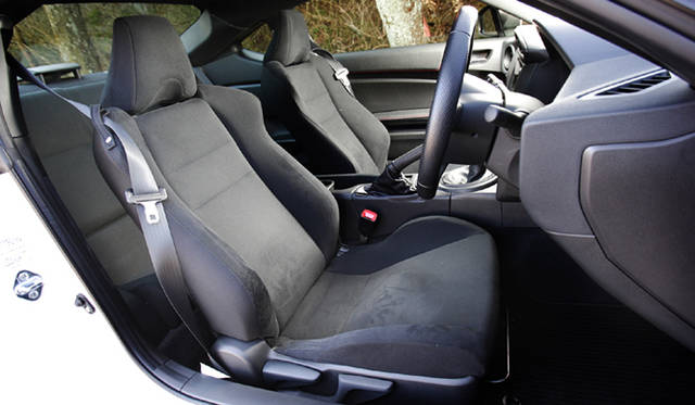 <strong>SUBARU BRZ｜スバル BRZ</strong>