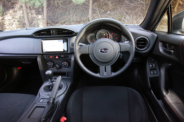 <strong>SUBARU BRZ｜スバル BRZ</strong>