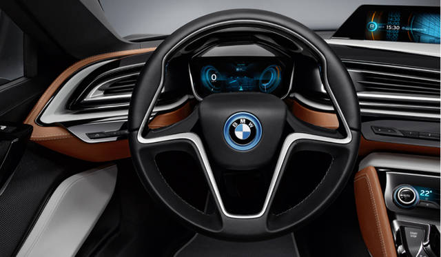 <strong>BMW i8 Concept Spyder｜ビー・エム・ダブリュー i8 コンセプト スパイダー</strong>
