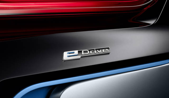 <strong>BMW i8 Concept Spyder｜ビー・エム・ダブリュー i8 コンセプト スパイダー</strong>