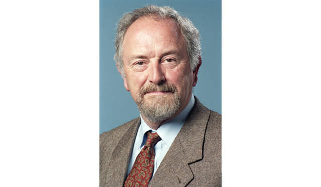 <strong>フェルディナンド・アレクサンダー・ポルシェ　1990年</strong>