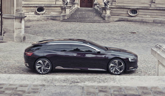 <strong>CITROEN Numero 9｜シトロエン ヌメロ 9</strong>